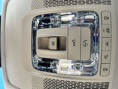 Certified 2022 Mercedes-Benz GLB 250 image 30