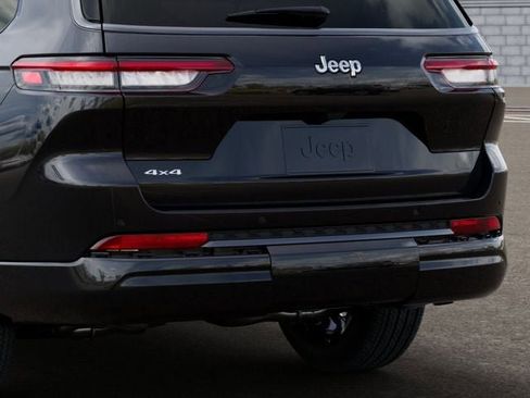 New 2026 Jeep Grand Cherokee L Limited AWD/4WD image 13