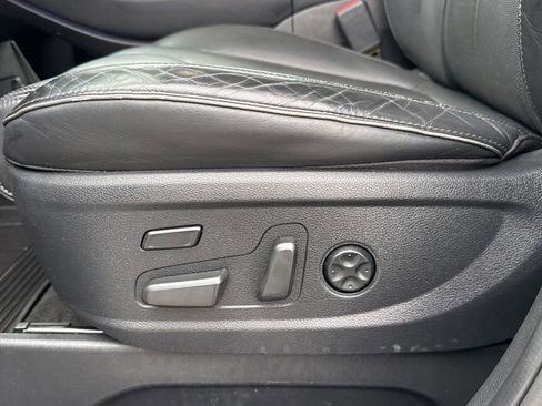 Used 2022 Hyundai Palisade Calligraphy image 16