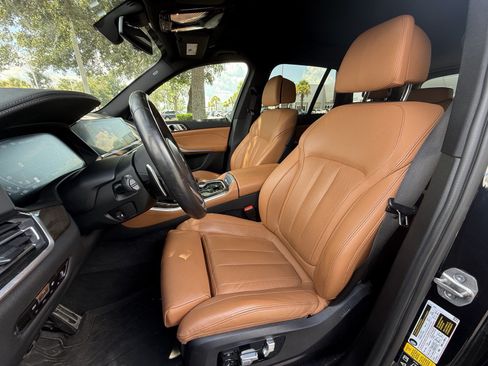 Used 2022 BMW X5 M50i AWD/4WD image 18