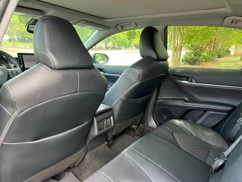 Used 2021 Toyota Camry XSE FWD image 15