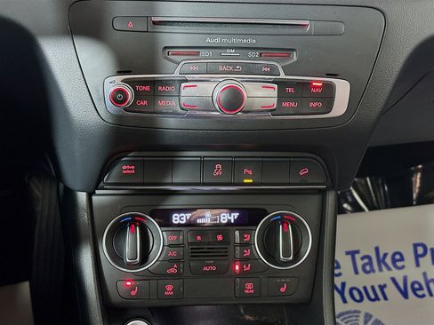 Used 2018 Audi Q3 2.0T Premium Plus w/ Premium Plus Package image 16