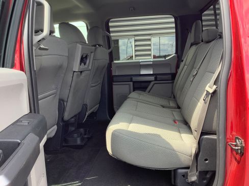 Used 2015 Ford F150 XLT w/ Equipment Group 302A Luxury AWD/4WD image 10