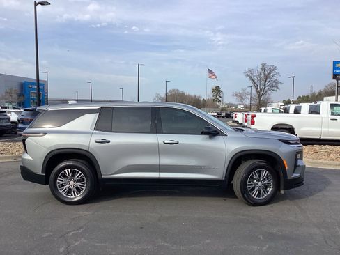 Used 2024 Chevrolet Traverse LS w/ LPO, Floor Liner Package image 5