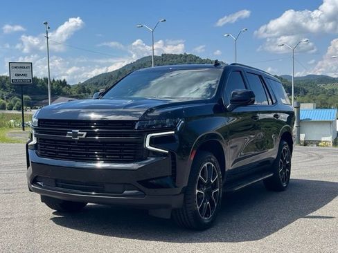 Used 2023 Chevrolet Tahoe RST w/ Luxury Package RWD image 3