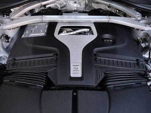 New 2026 Aston Martin DBX S image 24