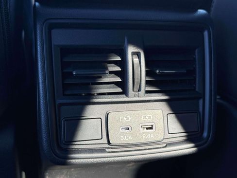 Certified 2025 Subaru Forester Premium w/ Protection Package (1PH) image 30