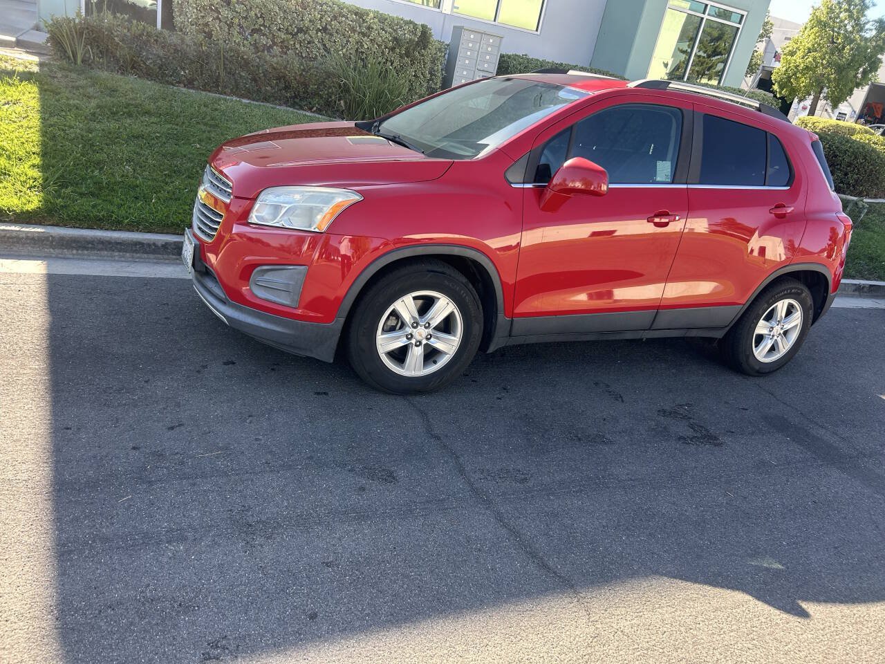 Used 2016 Chevrolet Trax LT FWD image 1