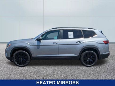 Certified 2026 Volkswagen Atlas SE w/ Panoramic Sunroof Package FWD image 2