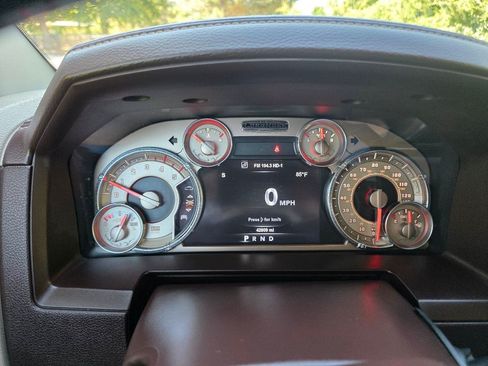 Used 2015 RAM 2500 Longhorn AWD/4WD image 23