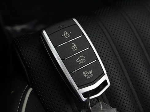 Used 2021 Genesis G70 3.3T RWD image 31