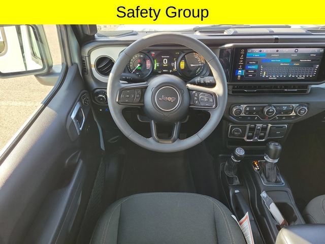 Used 2024 Jeep Wrangler Unlimited w/ Convenience Group AWD/4WD image 9