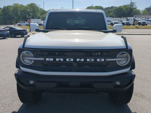 New 2026 Ford Bronco Outer Banks image 7
