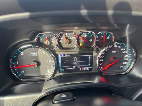 Used 2018 Chevrolet Silverado 1500 LT w/ All Star Edition image 25