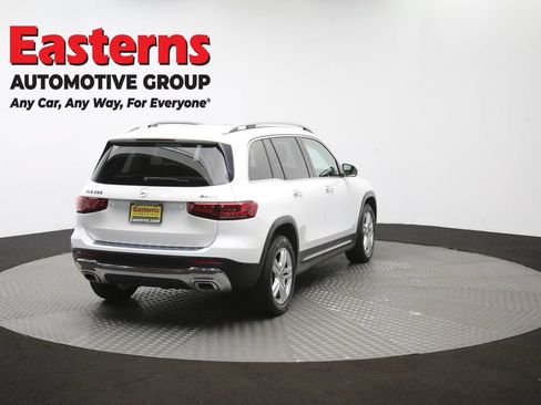 Used 2021 Mercedes-Benz GLB 250 4MATIC w/ Premium Package image 42