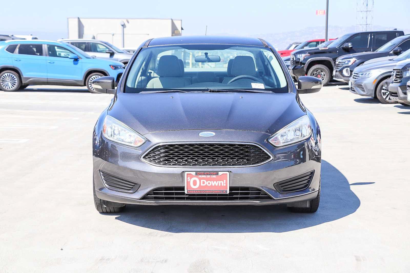 Used 2015 Ford Focus SE FWD image 2