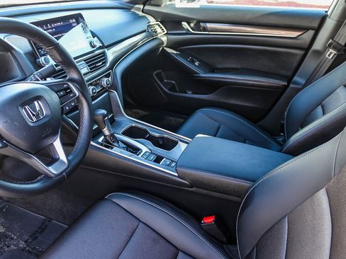 Used 2022 Honda Accord Sport image 18