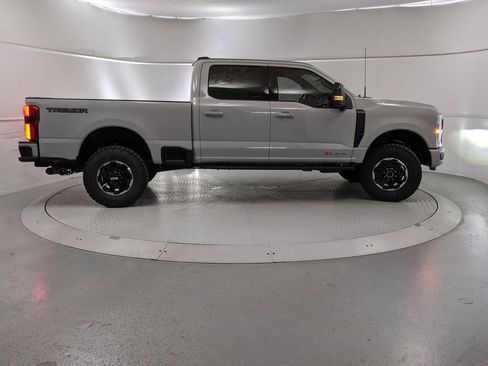 New 2026 Ford F250 Platinum w/ Tremor Off-Road Package image 2