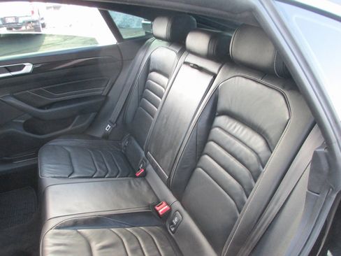 Used 2023 Volkswagen Arteon SEL Premium image 18