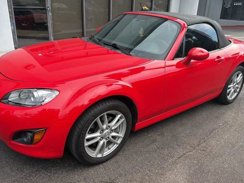 Used 2010 MAZDA MX-5 Miata Sport RWD image 2