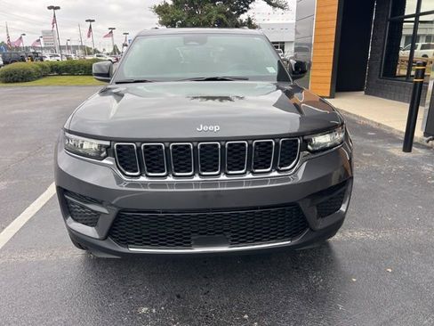 New 2025 Jeep Grand Cherokee Laredo w/ Trailer Tow Package image 3