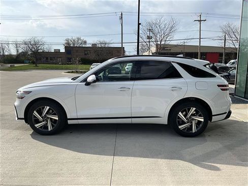 New 2026 Genesis GV70 3.5T Sport Advanced image 3