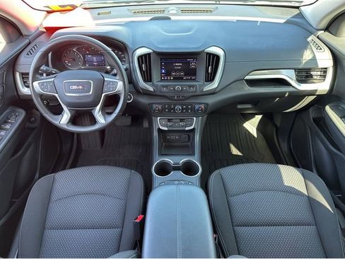 Certified 2022 GMC Terrain SLE w/ Driver Convenience Package image 14