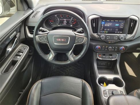 Used 2024 GMC Terrain AT4 image 11