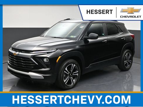 Used 2025 Chevrolet TrailBlazer LT w/ Convenience Package FWD image 1
