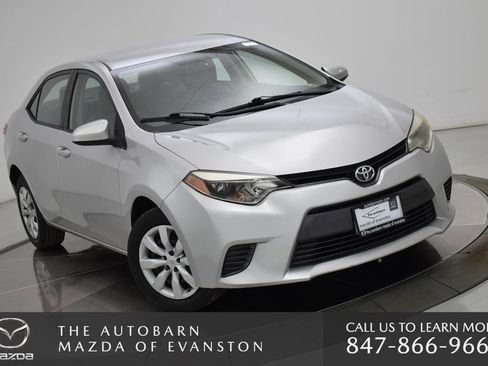 Used 2015 Toyota Corolla L image 2