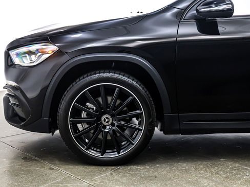 Used 2023 Mercedes-Benz GLA 250 image 11