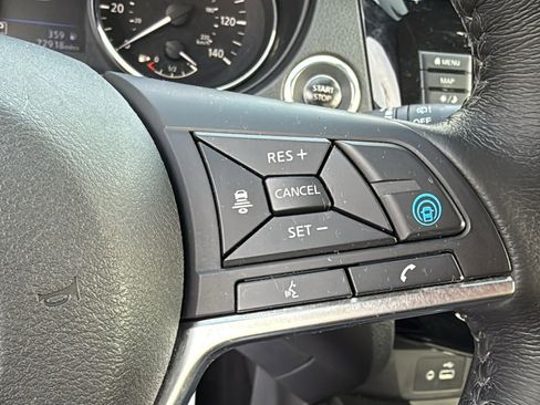 Used 2019 Nissan Rogue Sport SL image 11