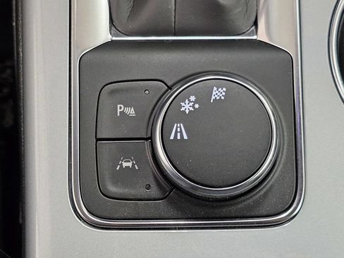 Used 2026 Chevrolet Blazer LT FWD image 22