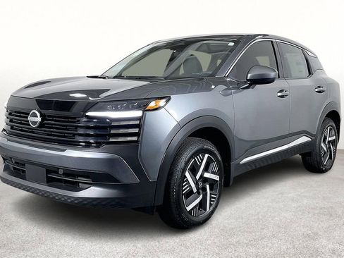 Certified 2025 Nissan Kicks SV image 15