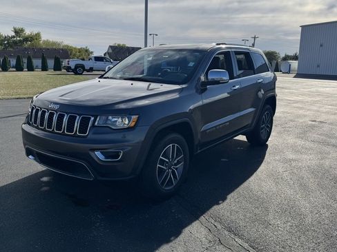 Used 2021 Jeep Grand Cherokee Limited image 3