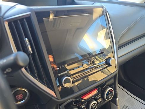 Used 2021 Subaru Forester Limited image 22