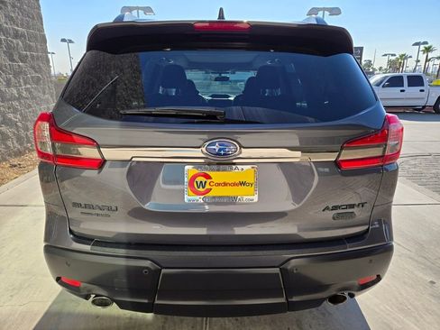 Used 2022 Subaru Ascent Onyx Edition image 4