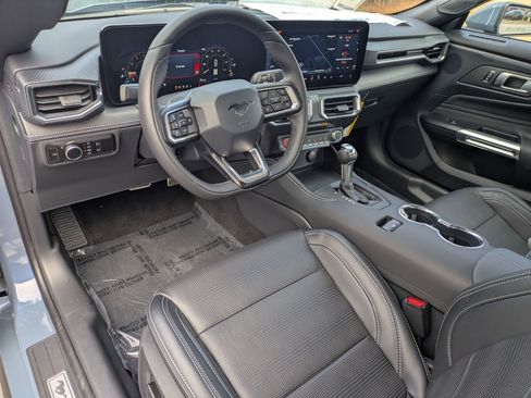 New 2025 Ford Mustang Premium image 25