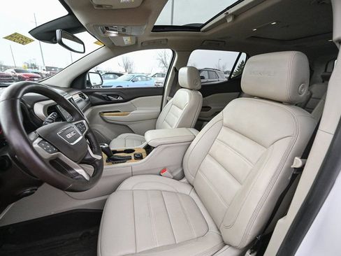 Used 2017 GMC Acadia Denali w/ Technology Package image 21