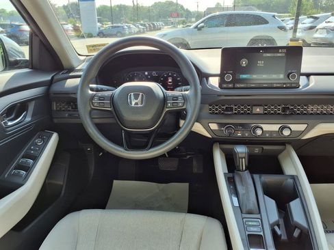Used 2023 Honda Accord LX image 8