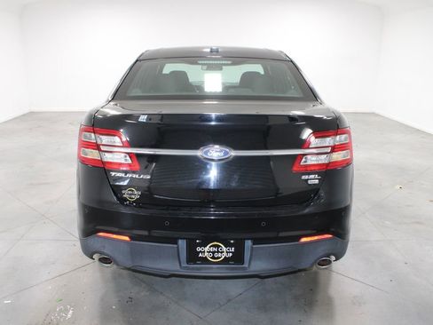 Used 2017 Ford Taurus SEL AWD/4WD image 8