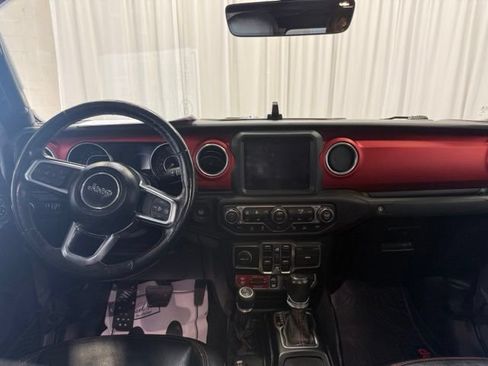 Used 2020 Jeep Gladiator Rubicon AWD/4WD image 4