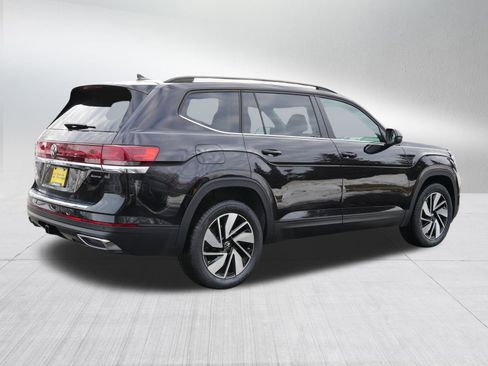 New 2026 Volkswagen Atlas SE image 4