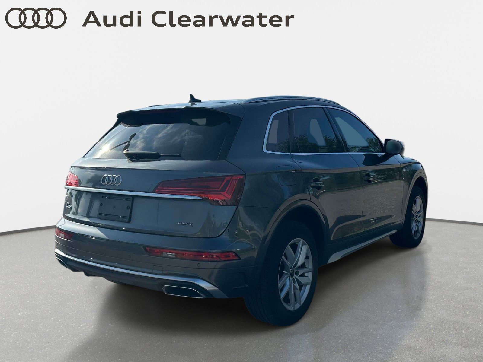 Used 2023 Audi Q5 2.0T Premium AWD/4WD image 3