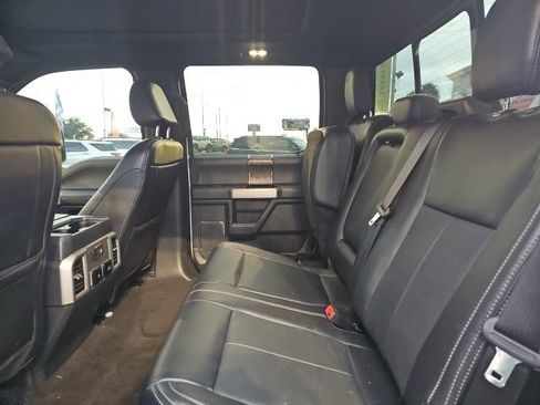 Used 2022 Ford F250 Lariat w/ Black Appearance Package AWD/4WD image 9
