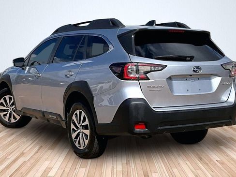 Used 2024 Subaru Outback Premium AWD/4WD image 10