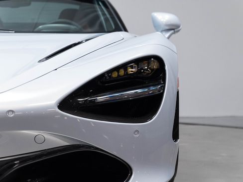 Used 2020 McLaren 720S Luxury RWD image 70