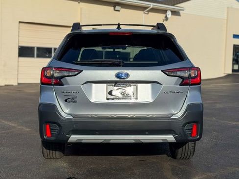 Used 2021 Subaru Outback Limited w/ Popular Package #2 image 7