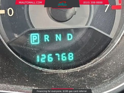 Used 2013 Chrysler 200 Touring FWD image 8