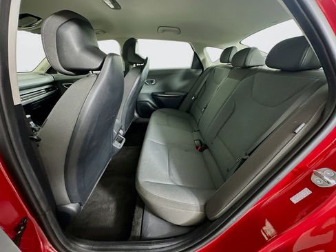 Used 2025 Kia K4 LXS image 26